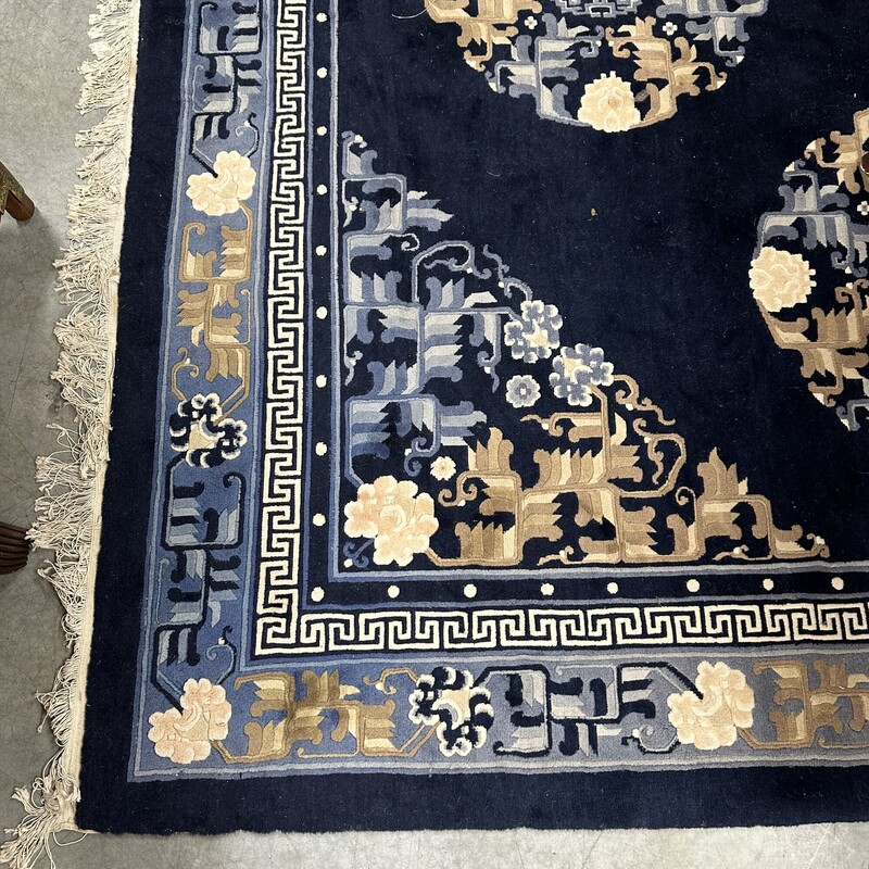 Blue Asian Hand Knotted Carpet, Blue<br />
Size: 12x8.25ft