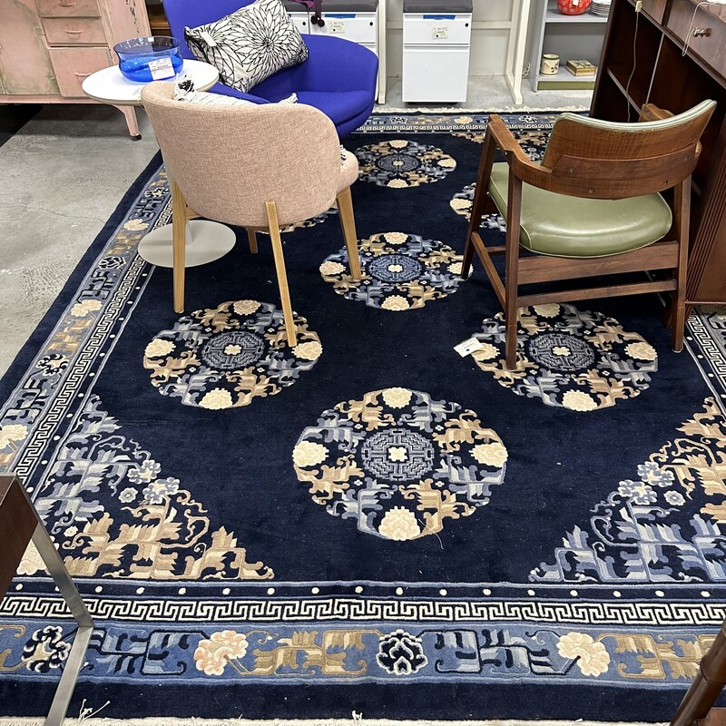 Blue Asian Hand Knotted Carpet, Blue<br />
Size: 12x8.25ft