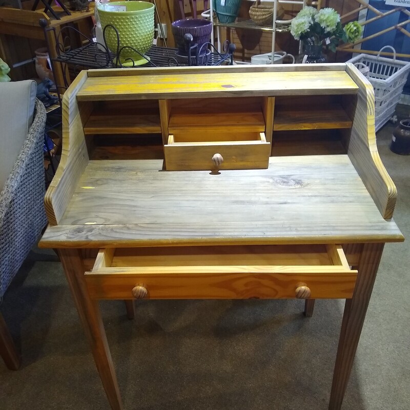 Indoor/Outdoor Utility Table<br />
<br />
Wooden indoor/outdoor utility table with 1 drawer and 6 cubbies.  Would make a great potting table!<br />
<br />
Size: 30 in wide X 20 in deep X 39 in high