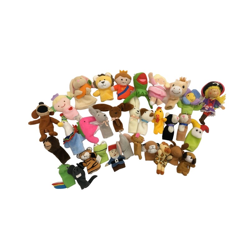 30 Finger Puppets, Toys, Size: -

Located at Pipsqueak Resale Boutique inside the Vancouver Mall or online at:

#resalerocks #pipsqueakresale #vancouverwa #portland #reusereducerecycle #fashiononabudget #chooseused #consignment #savemoney #shoplocal #weship #keepusopen #shoplocalonline #resale #resaleboutique #mommyandme #minime #fashion #reseller

All items are photographed prior to being steamed. Cross posted, items are located at #PipsqueakResaleBoutique, payments accepted: cash, paypal & credit cards. Any flaws will be described in the comments. More pictures available with link above. Local pick up available at the #VancouverMall, tax will be added (not included in price), shipping available (not included in price, *Clothing, shoes, books & DVDs for $6.99; please contact regarding shipment of toys or other larger items), item can be placed on hold with communication, message with any questions. Join Pipsqueak Resale - Online to see all the new items! Follow us on IG @pipsqueakresale & Thanks for looking! Due to the nature of consignment, any known flaws will be described; ALL SHIPPED SALES ARE FINAL. All items are currently located inside Pipsqueak Resale Boutique as a store front items purchased on location before items are prepared for shipment will be refunded.