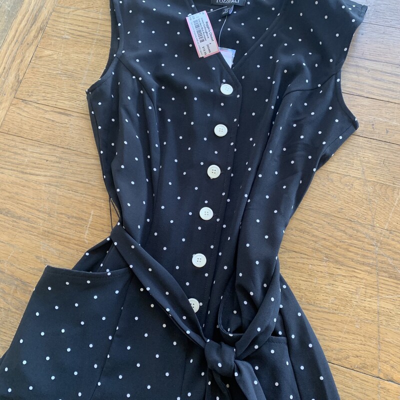 Dress Barn Midi Romper, Black, Size: 4<br />
Has pockets<br />
All Sales are final.<br />
Pick up in store within 7 days of purchase or have it<br />
shipped.<br />
<br />
<br />
Thanks for Shopping With Us:)
