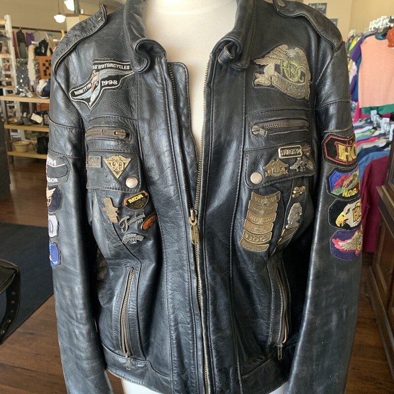 Harley Davidson  Bomber W, Blk/orn, Size: Lg/XL
All Sales are final.
Pick up in store within 7 days of purchase or have it
shipped.


Thanks for Shopping With Us:)