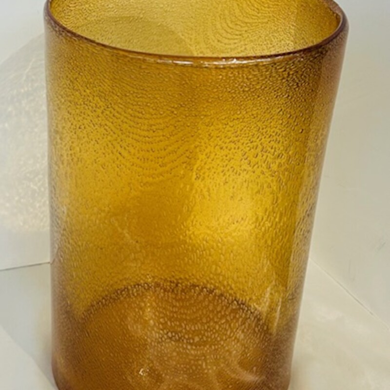 Bubble Glass Hurricane Large
Amber
Size: 8x12H