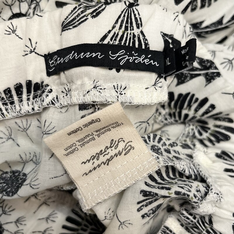 Gudrun Sjödén Pants
100% Organic Cotton
Cute Dandelion Print
Colors: Black and White
Size: XLarge