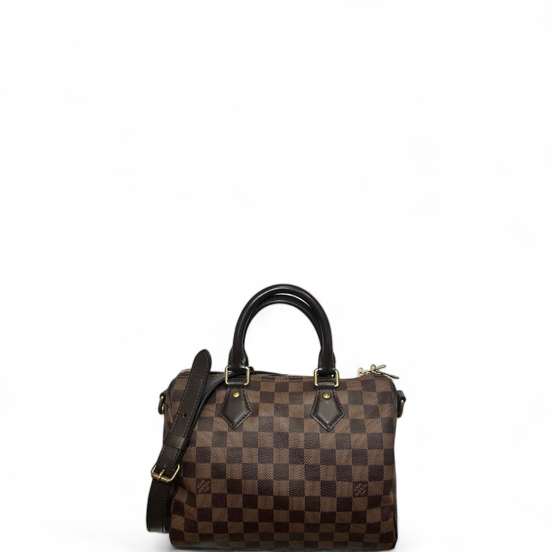 Louis Vuitton Speedy Bandoulière Ebene 25

Dimensions:
9.8 x 7.5 x 5.9 inches
(length x Height x Width)

DAte Code: SD2119

The Speedy Bandoulière 25 in signature Monogram canvas is an ideal city bag for every day. Originally created for travelers in the 1930s – the name refers to the era’s rapid transit – every feature of the Speedy’s design is iconic, from its unmistakable shape to the rolled leather handles, engraved padlock and detachable strap.