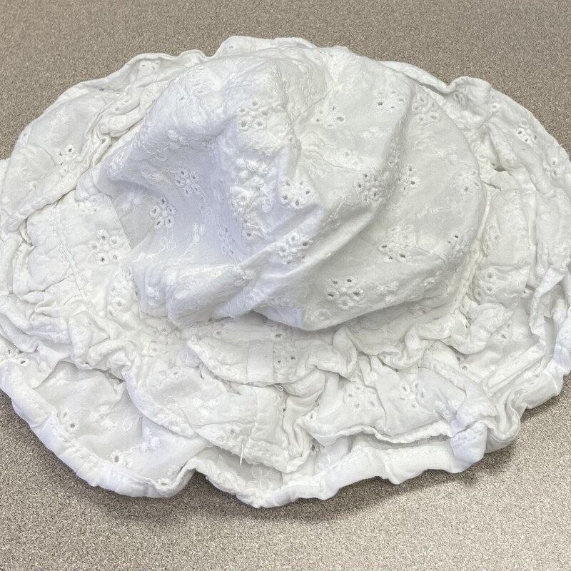 Oshkosh Bucket Hat, White, Size: 12-24M