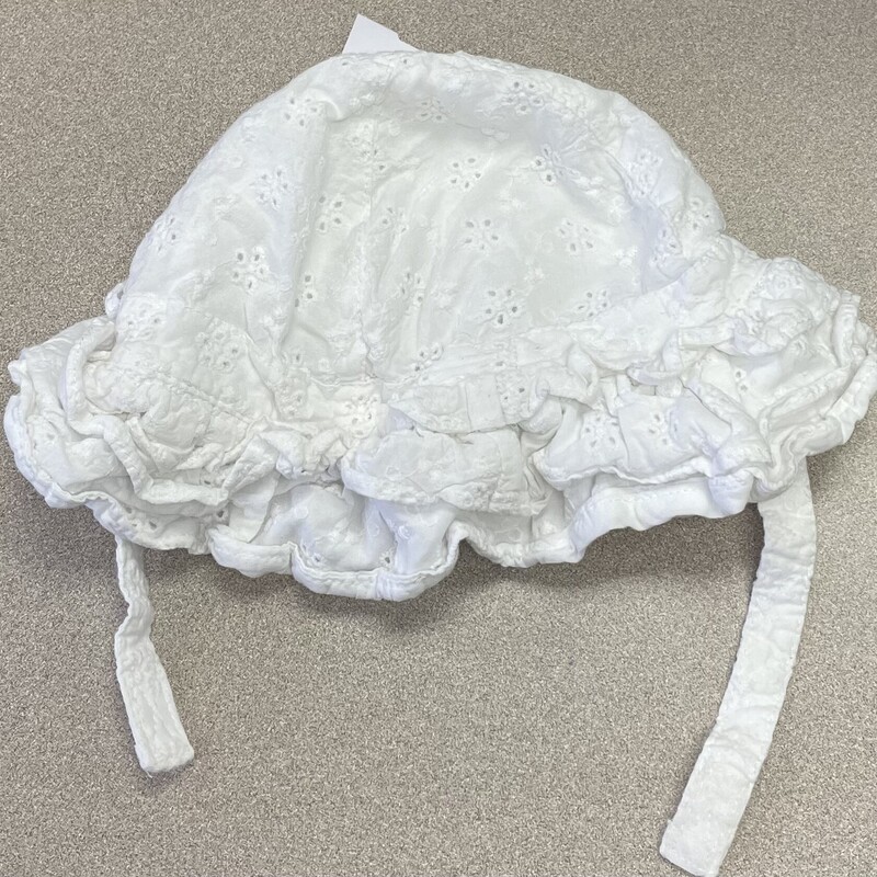 Oshkosh Bucket Hat, White, Size: 12-24M