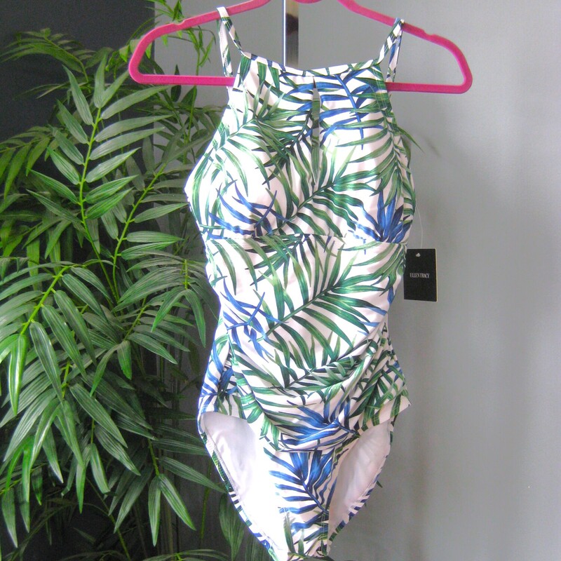 NWT Ellen Tracy Trop. 1pc, Wh/grn, Size: 10
Super pretty tropical print one piece swimsuit from Ellen Tracy.
New with tags.
size 10
green and white with touches of blue.
Orginally price $98

Thanks for looking!
#71480