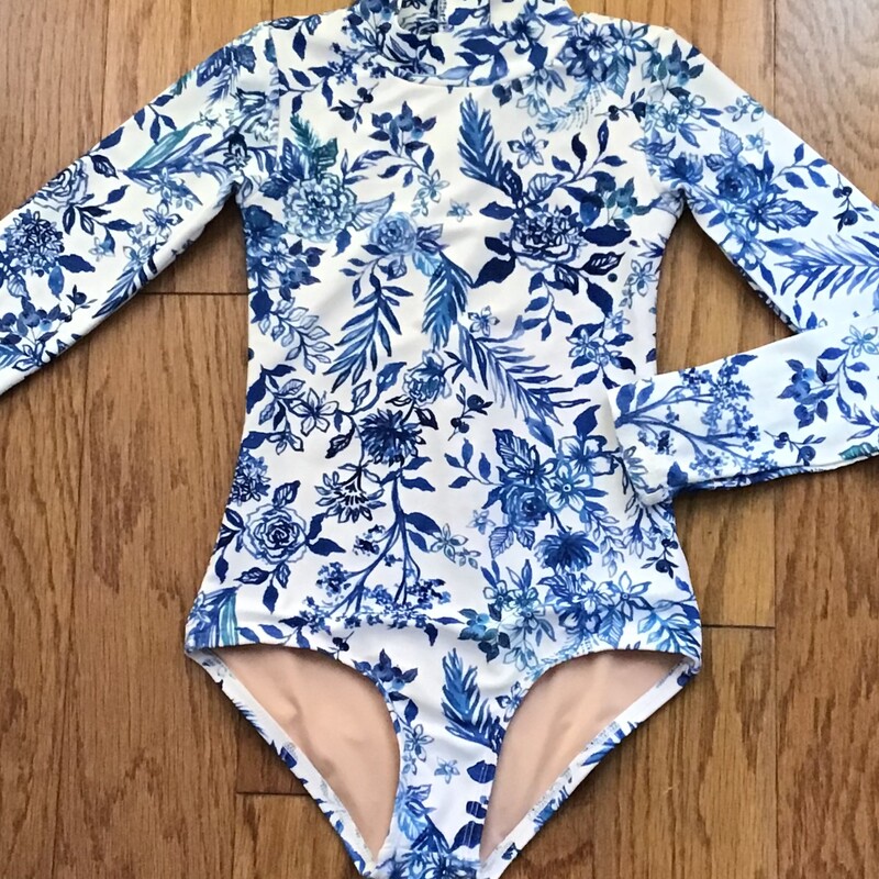 Mott50 Swim Suit AS IS, Blue, Size: 3

retails for $50 to $80 so this is a steal

AS IS for light pilling on the bottoms

FOR SHIPPING: PLEASE ALLOW AT LEAST ONE WEEK FOR SHIPMENT

FOR PICK UP: PLEASE ALLOW 2 DAYS TO FIND AND GATHER YOUR ITEMS

ALL ONLINE SALES ARE FINAL.
NO RETURNS
REFUNDS
OR EXCHANGES

THANK YOU FOR SHOPPING SMALL!