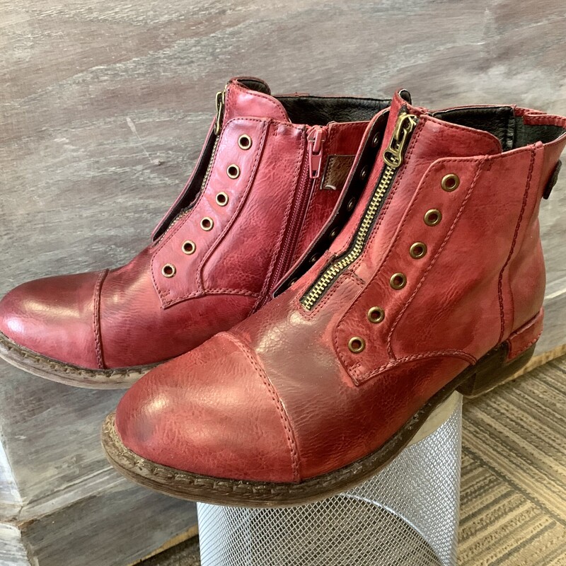 Rieker Ankle Boots,
Colour: Weathered Red,
Size: 42 (11 or 12)