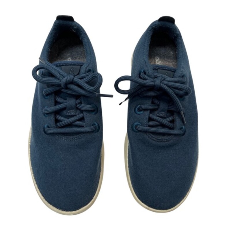 Allbirds Sneakers
Made with New Zealand Wool
Color: Navy
Size: 8