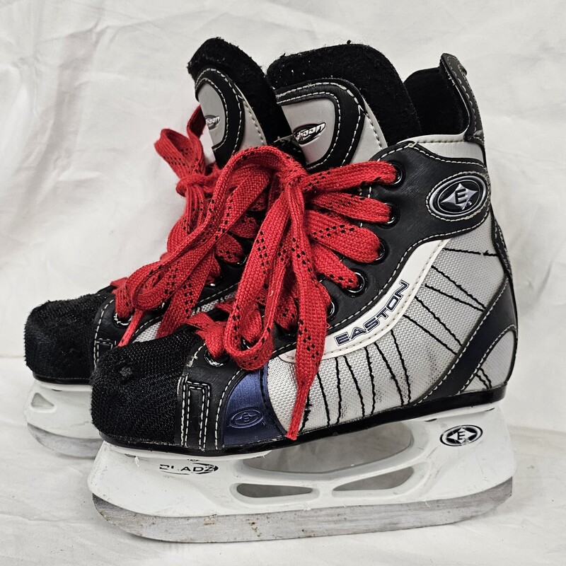Pre-owned Easton Typhoon Youth Hockey Skates, Size: Y12