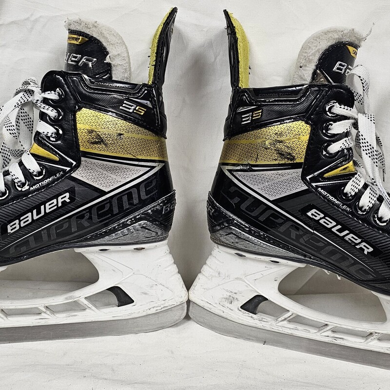 Pre-owned Bauer Supreme 3S Junior Hockey Skates, Size: 2