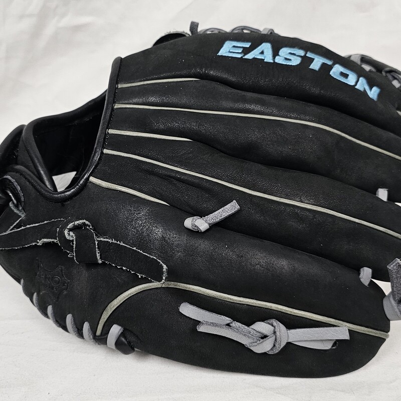 Like New Easton Core Pro Left Hand Throw Softball Glove, Size: 12in.  MSRP $99.99