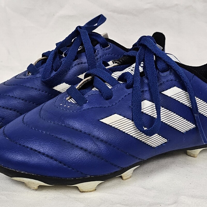 Pre-owned Adidas Youth Soccer Cleats, Size: Y12
