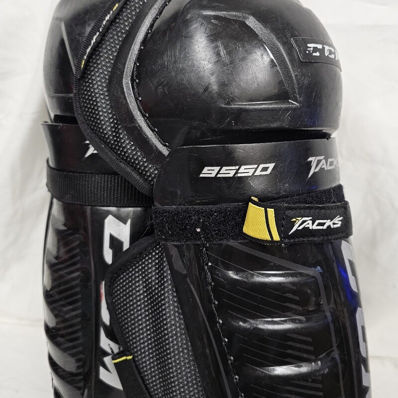 Pre-owned CCM Tacks 9550 Junior Hockey Shin Guards, Size: 12in