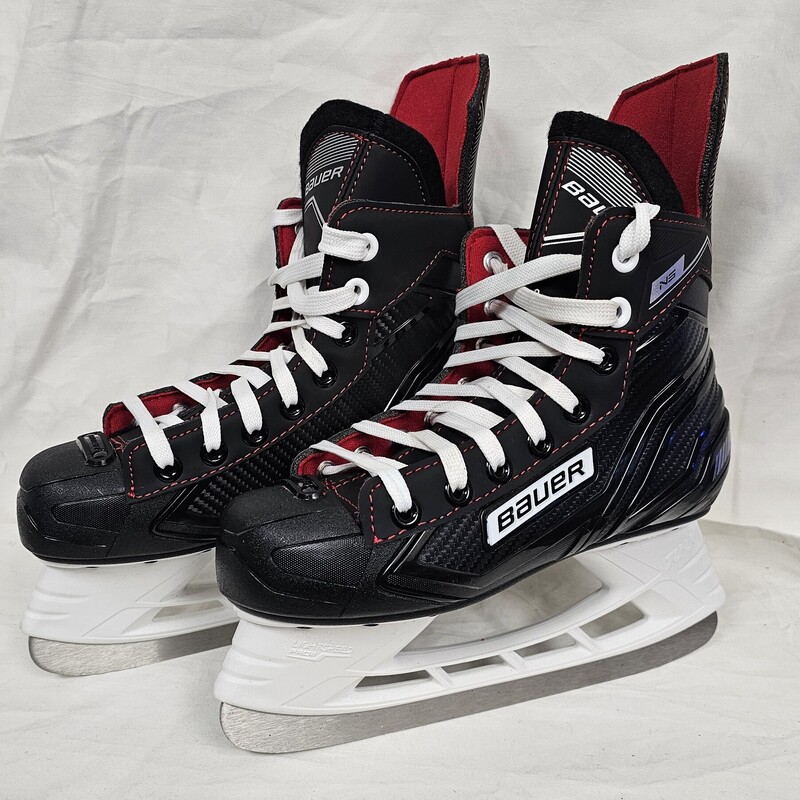 Like New Bauer NS Junior Hockey Skates, Size: 2