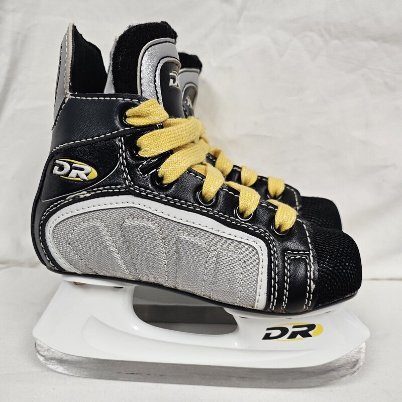 Like New DR Sonic 150 Youth Hockey Skates, Size: Y9
