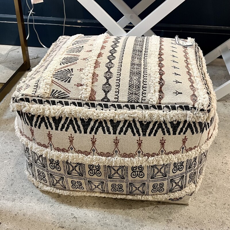 Tufted Pouf