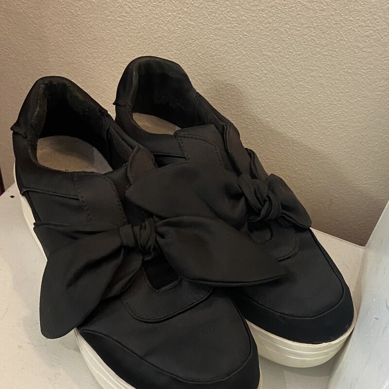 Bk Satin Platform Sneaker<br />
Black<br />
Size: 8 1/2