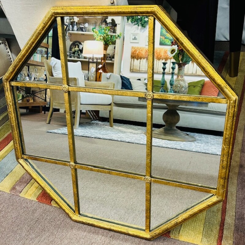 Ballard Designs Rosette Octagon Mirror
Gold
Size: 31 x 31H