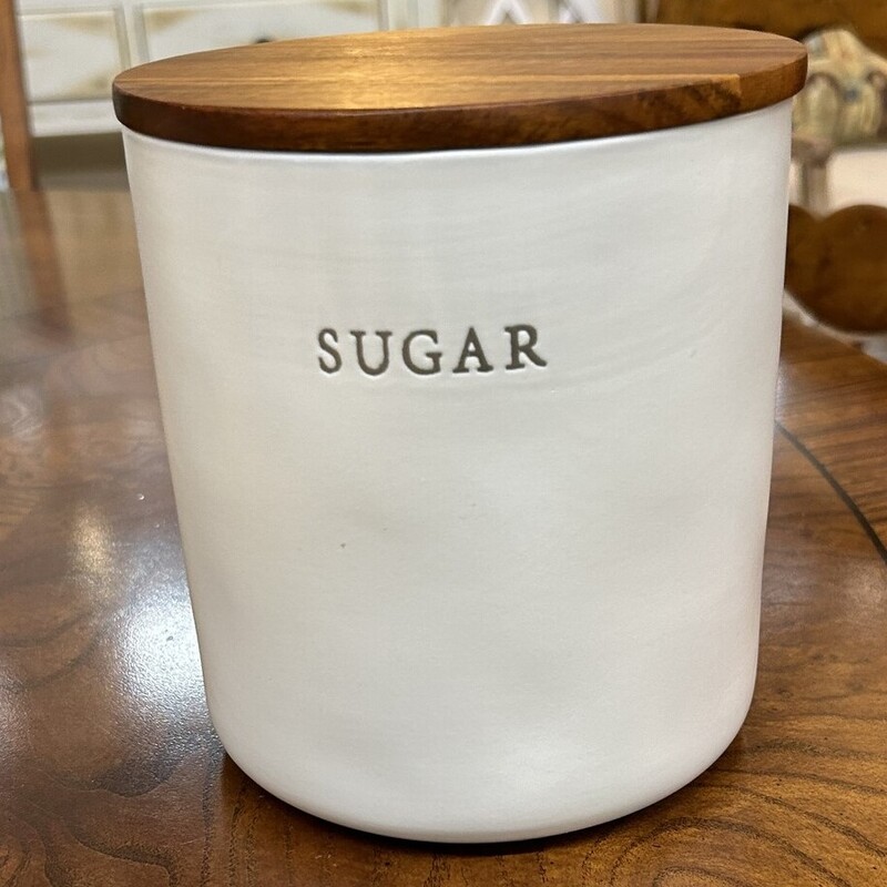 Hearth & Hand Stoneware Sugar Canister
White Brown Gray
Size: 6 x 6.5H