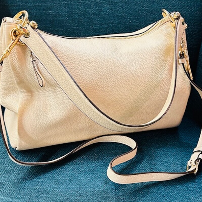Coach Mia Shoulderbag
 White and Gold
 Size: 12.5x9H