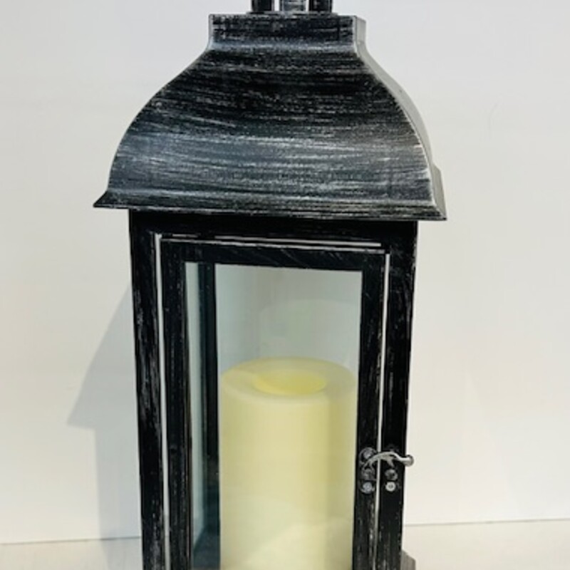 LED Candle Hanging Lantern With Remote
Sterno Home
Black and White
Size: 6x17H