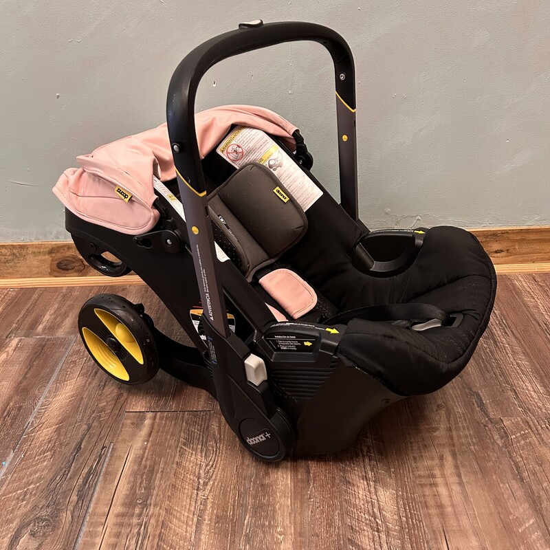 Doona Stroller Set
Comes with the following...
-Doona  Padded Travel Bag retail $110
-Doona Head Support retail $30
-Doona Infant Insert retail $30
-Doona stroller &
-Doona car seat protector $550 ex 2027
-Doona extra shoulder cusions
- LiuLiuBY winter cover $45
-bonus car seat insert  for  5 to 20 lbs baby $20
Retail $785
EX 7/19/2027