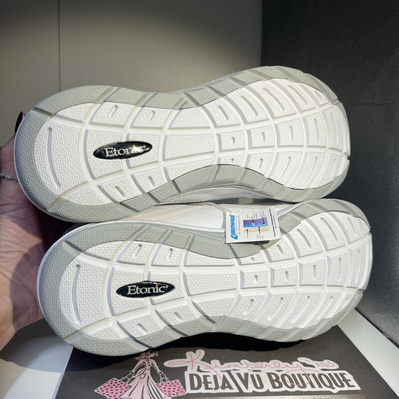 Brand New with Tags! Leather Running Shoes, White, Size: 8.5