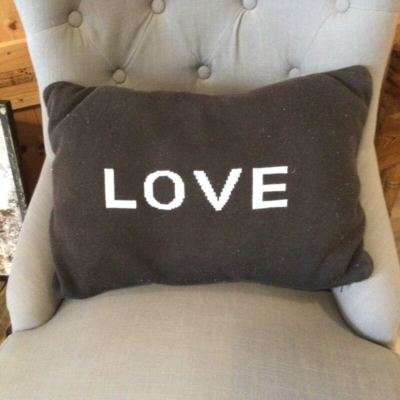 Toss Pillow (LOVE)