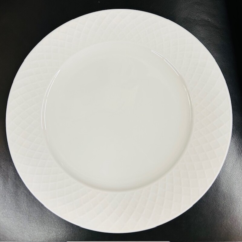 Set of 6 Mikasa Trellis Dinner Plates
White
Size: 11Diameter
