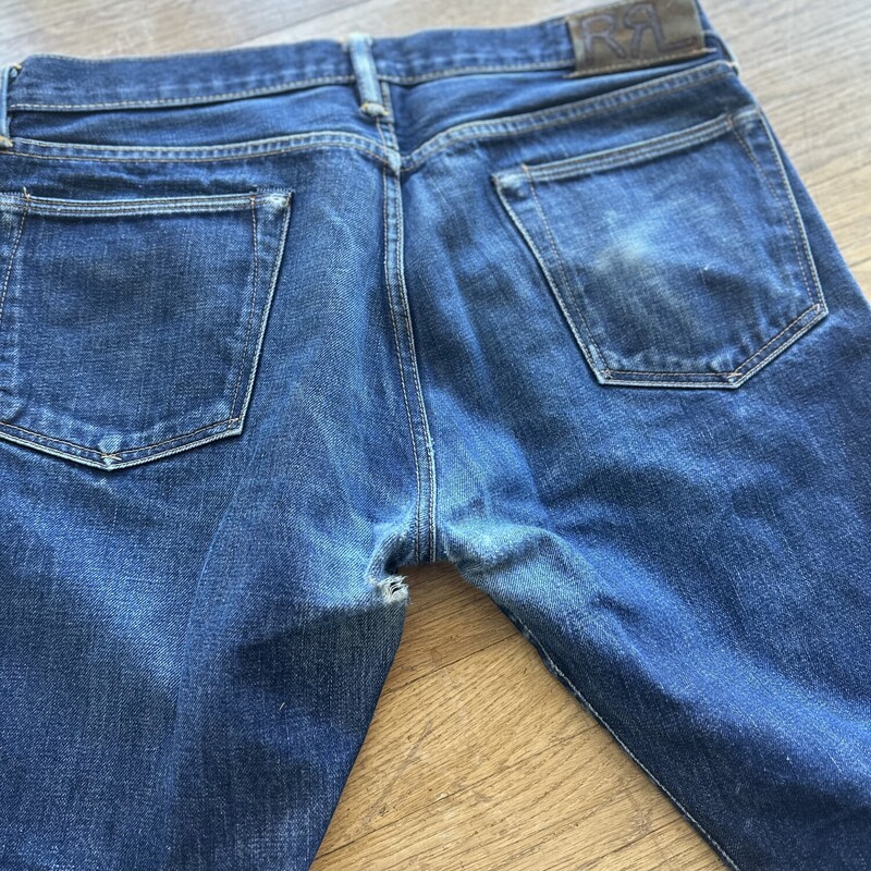 Double RLJeans Distressed, DkJeans, Size: 34 X 32
LOW STRAIGHT LOWRISE/ SLIM STRAIGHT LEG/ SELVEDGE DISTRESS/ 5-POCKETS/ BUTTON FLY Dark  BLUE JEANS Sz 34 x 32 These jeans are one of the hottest jeans in the market today...don't miss out on these!!

All Sale Are Final
No Returns

Pick Up In Store
OR
Have It Shipped

Thanks For Shopping With Us;-)
