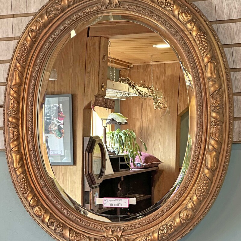 Carolina Mirror Co. Wooden Oval Mirror
32 In x 37 In.