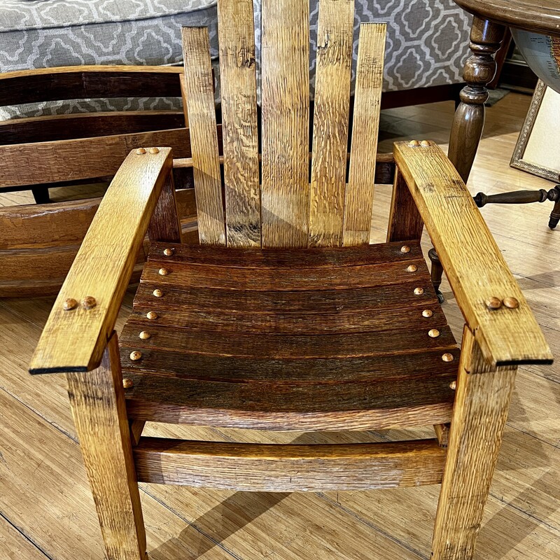 Oak Barrel childs chair
Size: 17x19x22