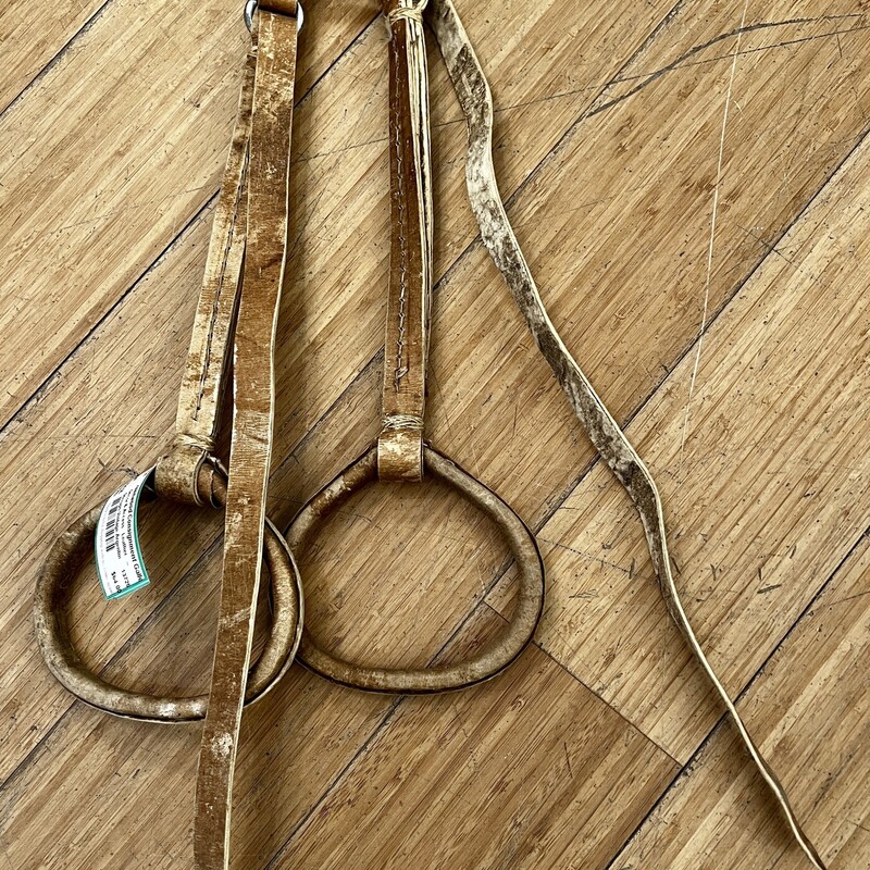 Vintage Argentinian Leather Stirrups
Think of the possibilities....a towl rack perhaps!