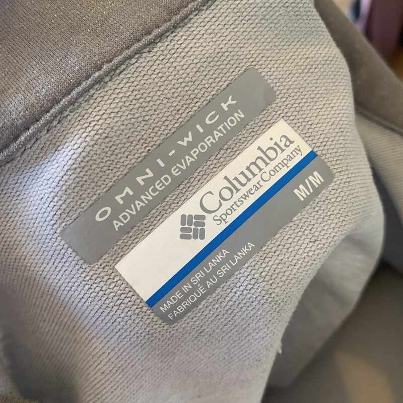 Columbia1/4ZipLS, Gray/Brown, Size: Medium<br />
All Sales are Final<br />
No Returns<br />
<br />
Pick up in store within 7 days of purchase<br />
OR<br />
Have It Shipped<br />
Thank You For Shopping With Us:-)