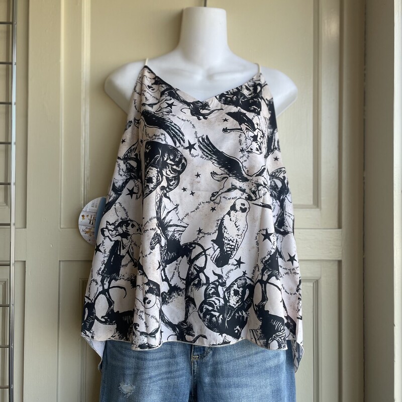 NWT Harry Potter Top, Tan/Blck, Size: L
Harry Potter Fans Unite ! This is Hermione approved !! Have fun with this swanky tank!!
All Sales Are Final
No Returns
Pick Up In store within 7 days of purchase
OR
Have it shipped

Thanks For SHopping With Us:-)