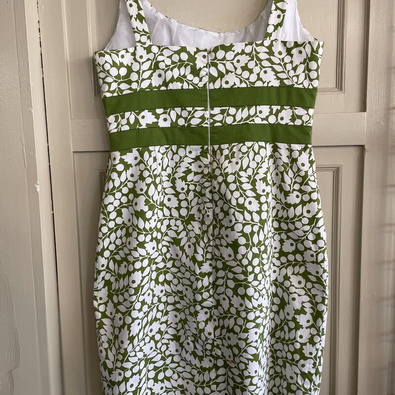 Nwt Jessica Howard Tank D, Green/wh, Size: 12P<br />
New with tags Jessica Howard tank dress leaves design.  12 petite<br />
all sales final<br />
Shipping avaialable<br />
free in store pick up within 7 days of purchase