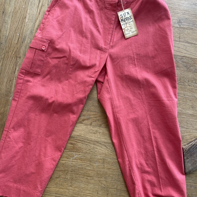 Nwt Sun Moda Linen Blend Capri, Peach, Size: Large<br />
New with tags<br />
All sales final<br />
free instore pickup within 7 days of purchase<br />
shipping available