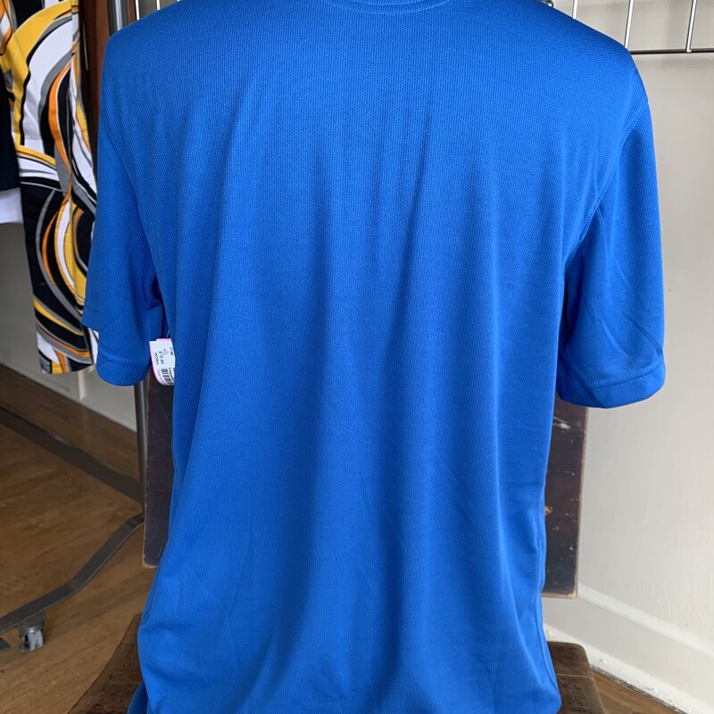 CliqueBlaWolfRunPoloTee, Blue, Size: Medium<br />
All Sales Are Final<br />
No Returns<br />
<br />
Pick Up In Store<br />
Or<br />
Have It Shipped<br />
Thank You FOr SHopping With Us :-)