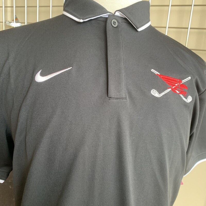 NWTNike GolfPolo, Black, Size: MediumAll Sales Are Final<br />
No Returns<br />
<br />
Pick Up In Store<br />
Or<br />
Have It Shipped<br />
Thank You FOr SHopping With Us :-)