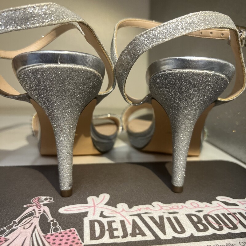 Brand New Condition!! These Ankle Strap Bling Heels are in Perfect condition!!  Silver, Size: 8