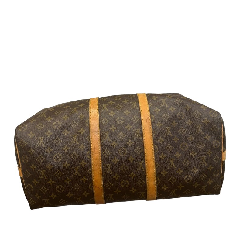 Louis Vuitton Keepall, Monogram, Size: 50<br />
<br />
Date Code: SD 895<br />
<br />
Dimensions:<br />
Base length: 20.25 in<br />
Height: 11.5 in<br />
Width: 8.5 in<br />
Drop: 4.25 in<br />
Drop: 18 in
