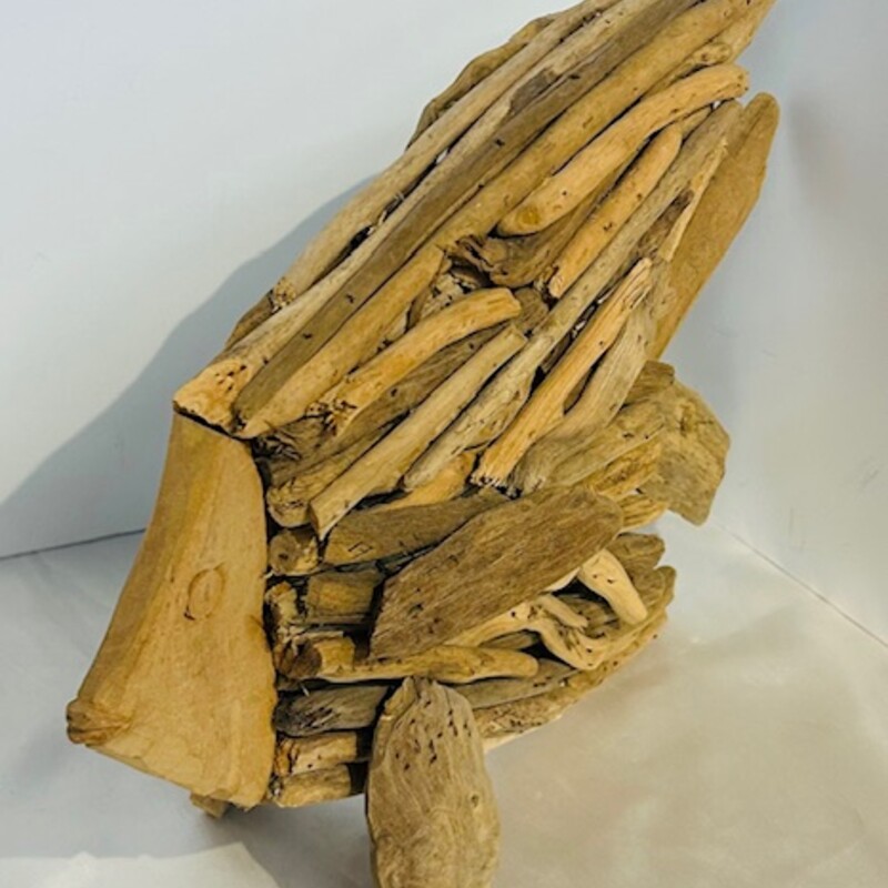 Driftwood Fish
Tan, Size: 15x12H