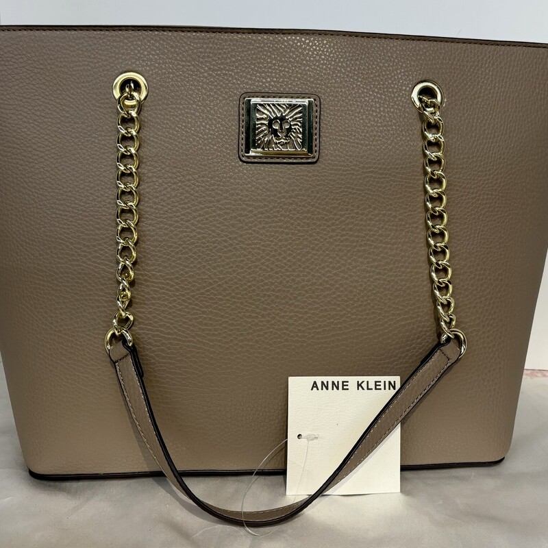 Anne Klein PerfectionTote
Taupe
Size: 16 x 5 x 11H