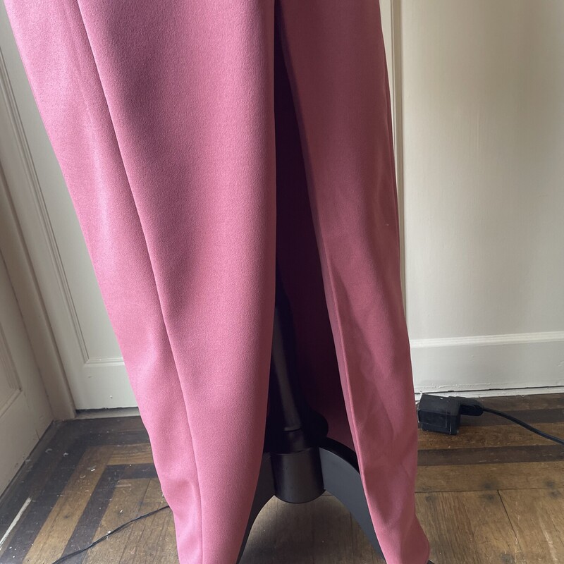 NWT Azazie Long Dress, Desert Rose, Size: 10<br />
All Sales Are Final<br />
No Returns<br />
<br />
Pick Up In Store<br />
Or<br />
Have It Shipped<br />
Thank You FOr SHopping With Us :-)
