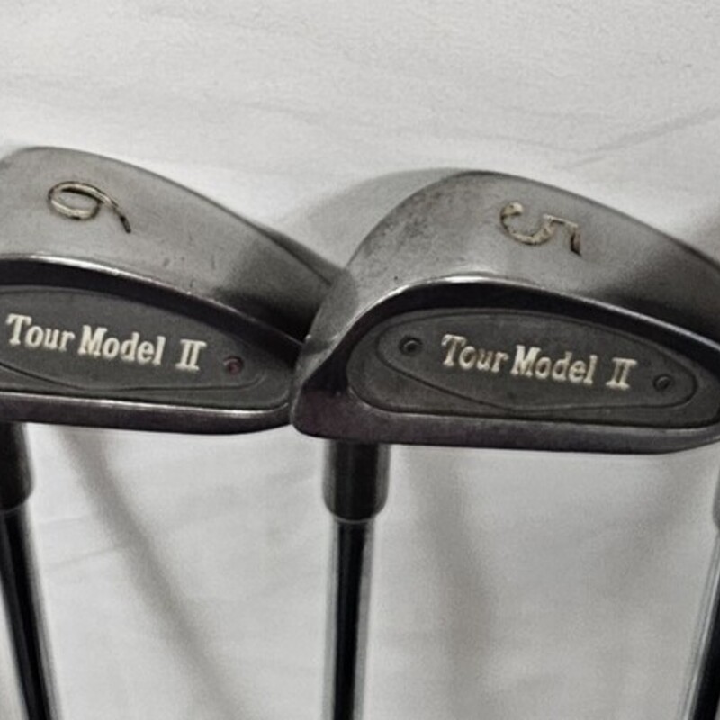 Pre-owned Tour Model 2 Iron Set, 3-SW, Size: Mens Right Hand
