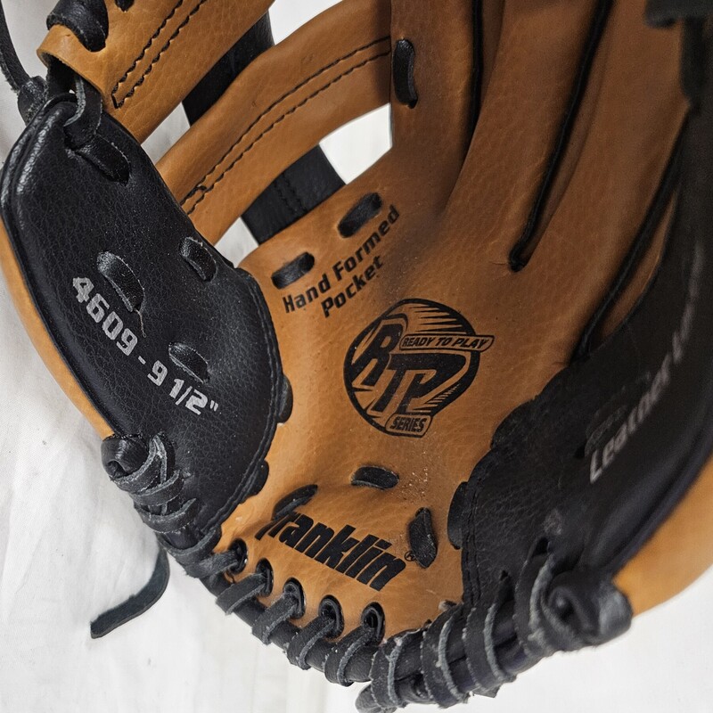Pre-owned Franklin Ready To Play T-ball Glove, Right Hand Throw, Size: 9.5in