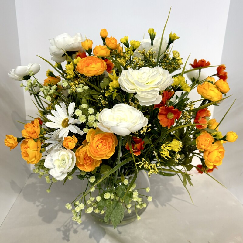 Summer Florals Glass Vase
White, Orange, Yellow, Green
Size: 14x18H